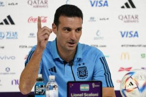 Scaloni afirma que no se cambiará “la filosofía de juego” para enfrentar a Polonia