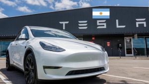 Tesla llega a la Argentina con un nuevo “dólar Frank Sinatra”