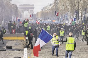 Francia inicia una huelga general con la inflación disparada