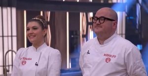 La gran final de MasterChef comenzó picante: Rodolfo criticó el menú de Estefanía