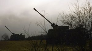 Serbia pone a sus tropas en la frontera con Kosovo en “alerta máxima de combate”