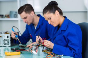 30 de enero: ¿por qué se celebra hoy el Día Internacional del Técnico Electrónico?