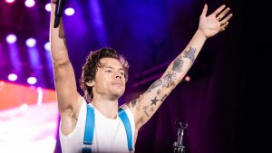 Harry Styles lanzó su nuevo videoclip ‘Satellite’