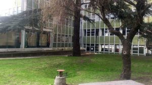 Denuncian una ola de robos en la zona del Complejo Universitario