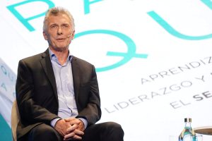 Mauricio Macri llega a Mar del Plata para la presentación de su libro