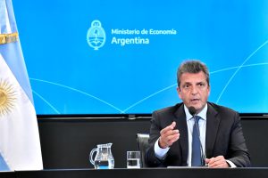 Sergio Massa anunció el canje de deuda en pesos