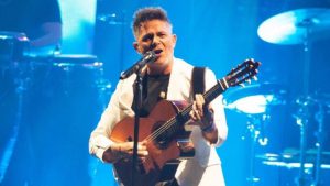 Alejandro Sanz anunció su vuelta a la Argentina