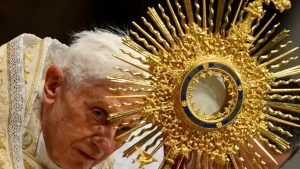 Falleció Benedicto XVI a los 95 años