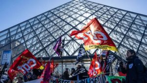 Francia: cierran temporalmente el Museo del Louvre por las protestas contra la reforma de pensiones