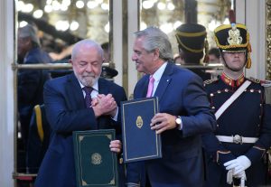 Alberto Fernández y Luiz Inácio Lula da Silva reafirmaron sus lazos políticos en Casa Rosada