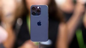 iPhone 15: cámara de 48 megapíxeles y asistencia vial por satélite