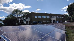 El Ejército tiene su primer edificio sustentable con 338 paneles solares
