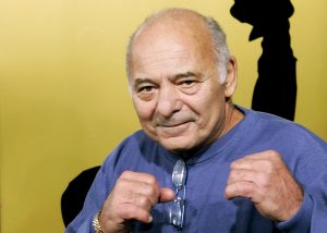 Murió Burt Young: Reconocido por interpretar a Paulie en la saga de Rocky