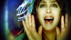 Un día como hoy: Cher lanzó hace 25 años su éxito “Believe”