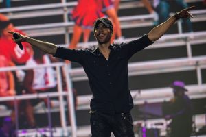 Enrique Iglesias regresa con: sencillo, gira 2024 y nuevo álbum