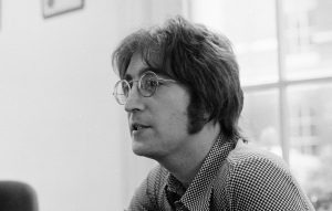 John Lennon: ¿cuáles son sus mejores canciones según ChatGPT?