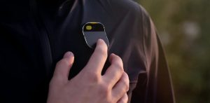 Humane crea un broche inteligente que quiere remplazar a los smartphones