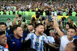 La Selección argentina venció a Brasil en un encuentro lleno de polémicas