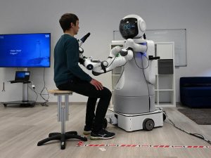 Tecnología en el 2023: cuáles fueron los tres robots más usados por abuelos durante el último año