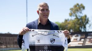 Martín Palermo no renovará su contrato como entrenador de Platense