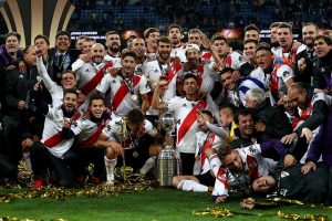 River Plate busca asegurar su paso a octavos de final de la Libertadores en un encuentro crucial frente a Nacional de Uruguay