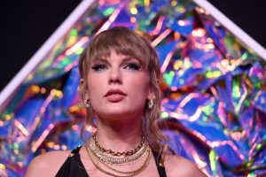 El inesperado lazo familiar que une a Taylor Swift y una de las poetas más relevantes del siglo XIX