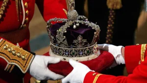 El cáncer del Rey Carlos III: Harry llegó a Londres a visitar a su padre