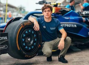 Gran fin de semana para Colapinto: ganó por primera vez en la F2 con un maniobrón en la última vuelta