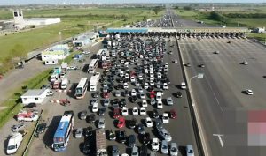 Rutas llenas: El buen clima impulsa una masiva llegada de turistas a Mar del Plata