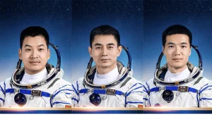 China anuncia el lanzamiento de una nave tripulada por hombres a su estación espacial