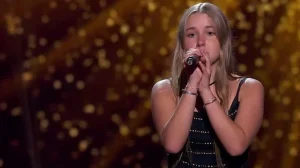 La hija de Valeria Mazza debutó en La Voz España y deslumbró a todos con su canto