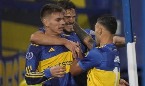 Victoria de Boca y un tenso cruce entre Cavani y Zeballos: un momento que quedó grabado