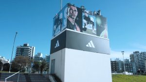 El homenaje al “Dibu” Martínez en las calles de Mar del Plata