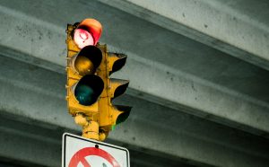Revolución en el Tránsito: Un 4to color se suma a los semáforos