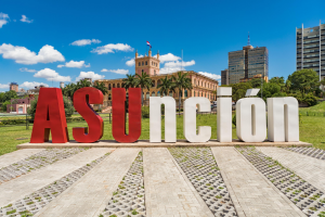 Asunción se prepara para recibir a los hinchas de Racing: opciones turísticas y gastronómicas imperdibles