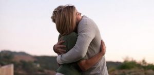 DÍA INTERNACIONAL DEL ABRAZO: Un gesto simple que transforma vidas