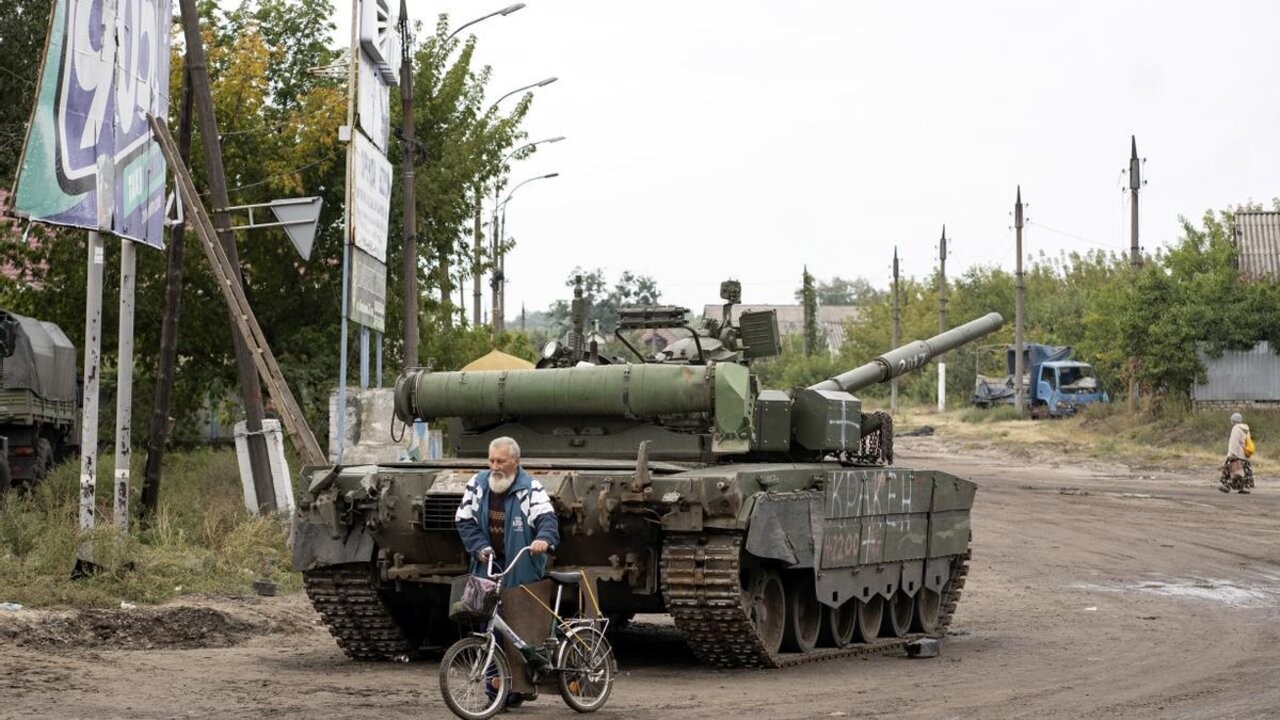 Ucrania anuncia la llegada de los tanques británicos Challenger 1 0e9bf421-7b83-4b2d-af4c-b5b7c9f60bd3_16-9-discover-aspect-ratio_default_0_1.jpg