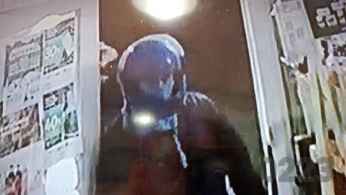 Violento asalto en un autoservicio, amenazaron a los clientes con armas y se llevaron $50.000 1 1663338199537
