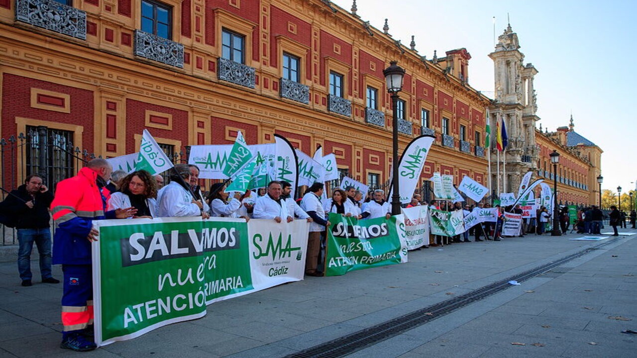 España: el sector de los médicos convoca a huelgas para protestar contra sus condiciones laborales 1 16735274216919_1.jpg