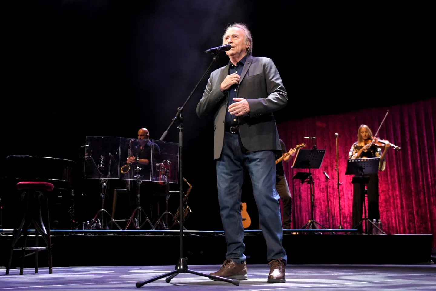 Joan Manuel Serrat se despide con un emotivo concierto en Buenos Aires 1 5.jpg