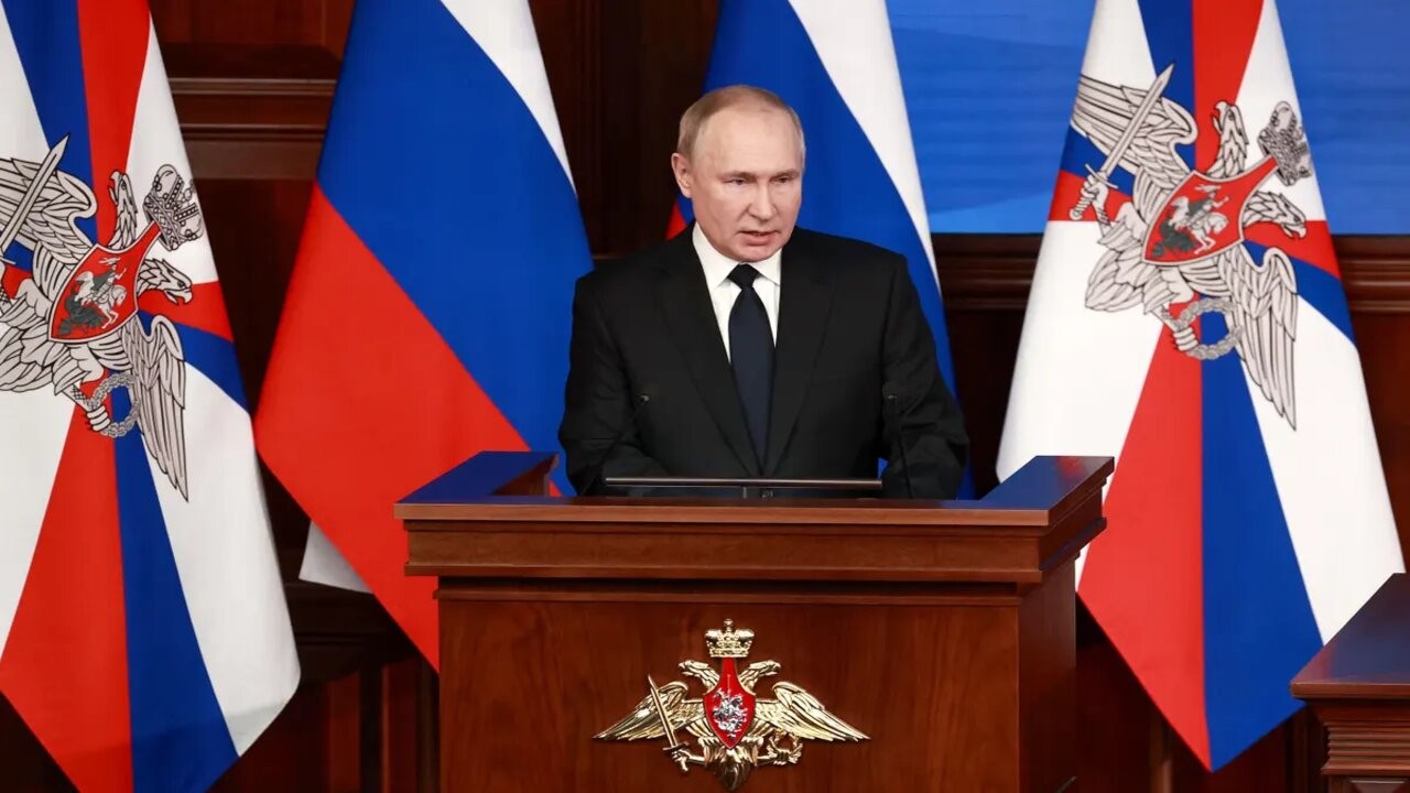 Vladimir Putin califica de "antiguos" los misiles Patriot que Estados Unidos enviará a Ucrania 1 5227.jpg