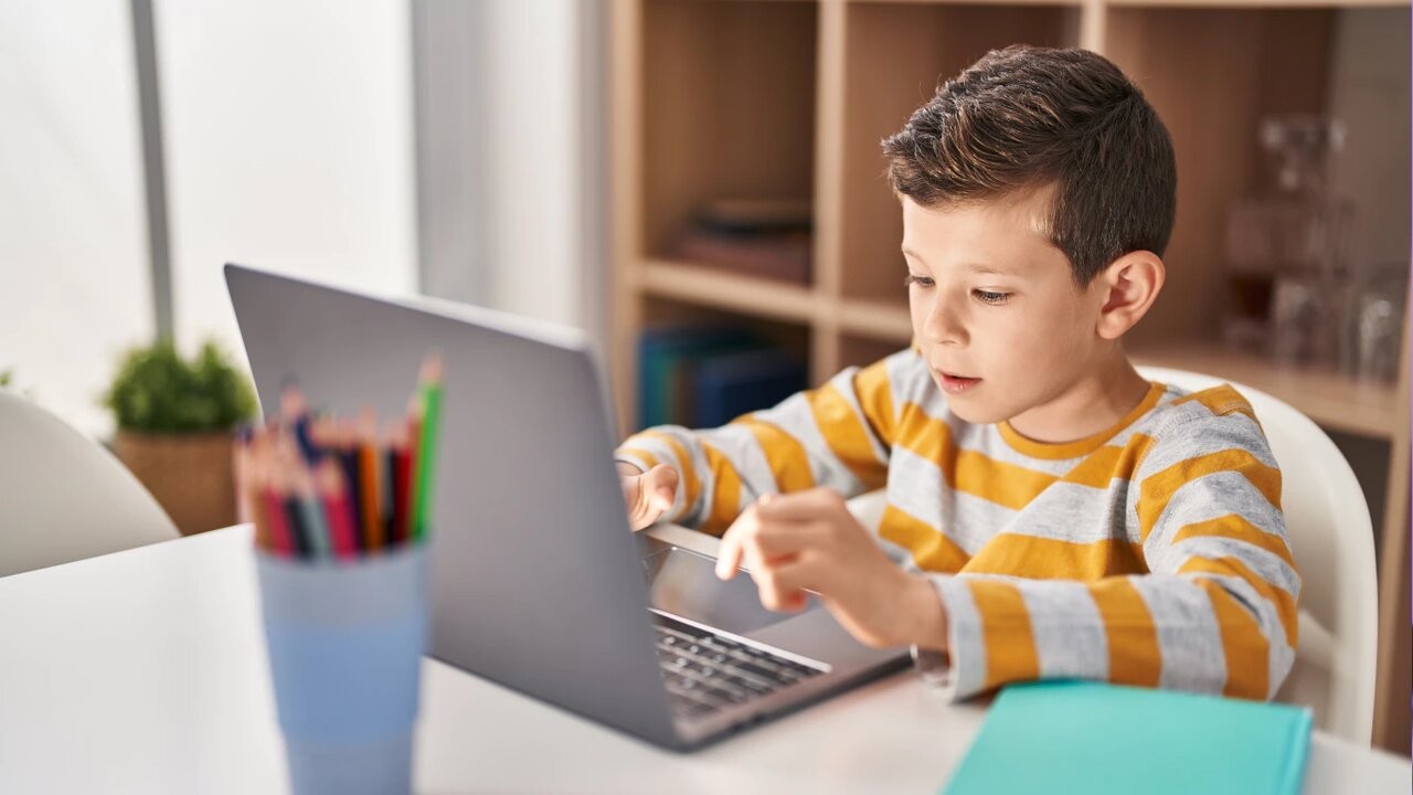 Consejos para evitar que los chicos caigan en trampas al navegar en internet 2 7KDEVAZYJZFBLGHAFGPQ3FXO3E.jpg
