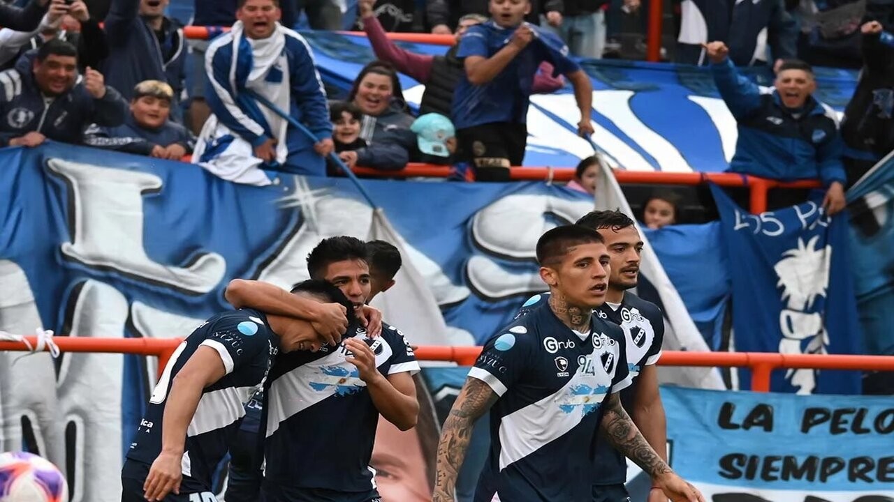 Alvarado consiguió la permanencia en la Primera Nacional 1 ALVARADO-QUILMES-9_1.jpg
