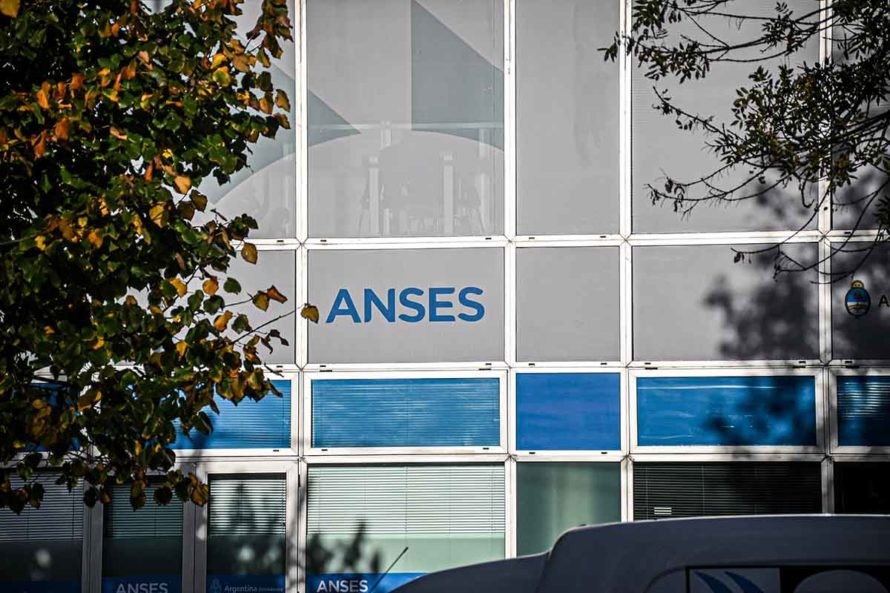 Anuncian un 15,6% de aumento para pensionados y jubilados 1 ANSES.jpg