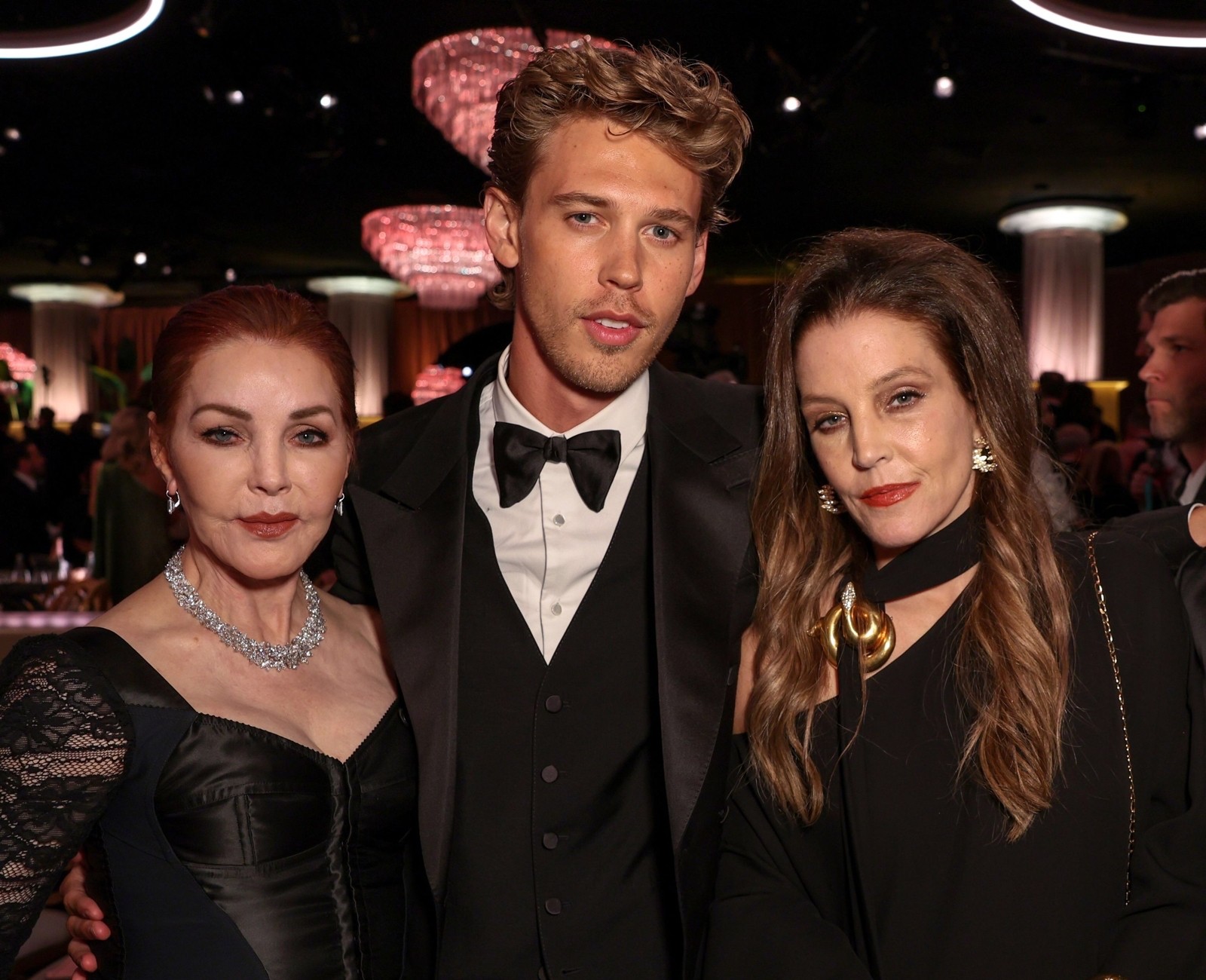 AUSTIN_BUTLER_LISA_MARIE_PRESLEY.jpg