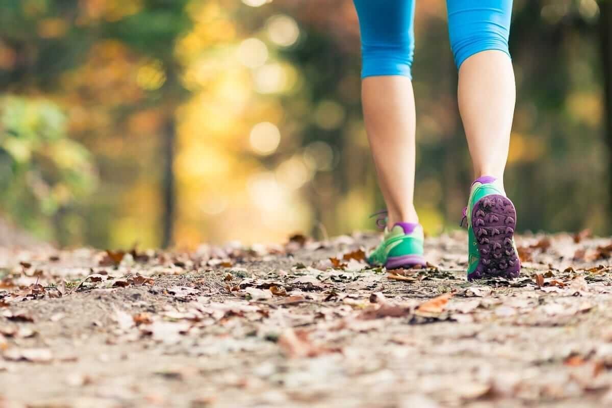 Salud y estilo de vida: tres beneficios claves de salir a caminar 1 CAMINATA.jpg