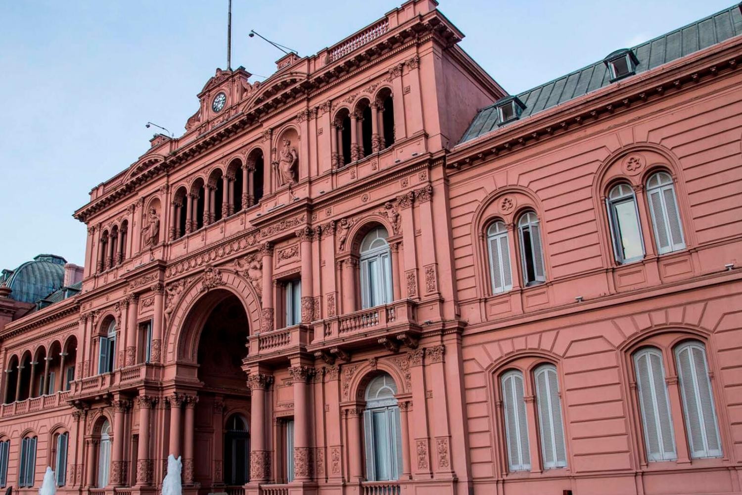 El Gobierno de la Nación dará asueto a los empleados estatales el 23 y 30 de diciembre 1 CASA_ROSADA.jpg