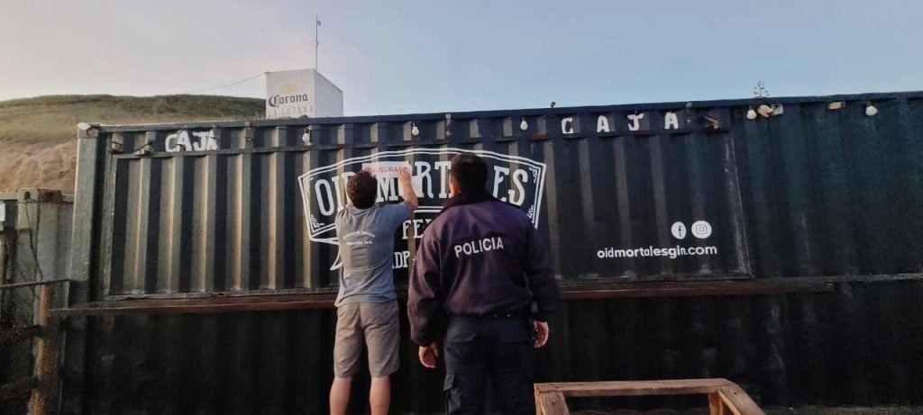 Mar del Plata: un parador de playa sin habilitación fue clausurado en el sur de la ciudad 1 CLAUSURAN_PARADOR_EN_MAR_DEL_PLATA.jpg
