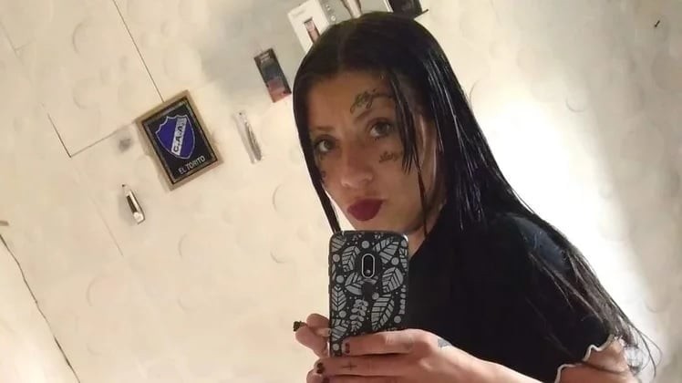 Asesinato de Aldana Llerar: la pareja detenida fue trasladada a Tribunales 1 CRISTAL_GERALDINE_CARDOZO.jpg