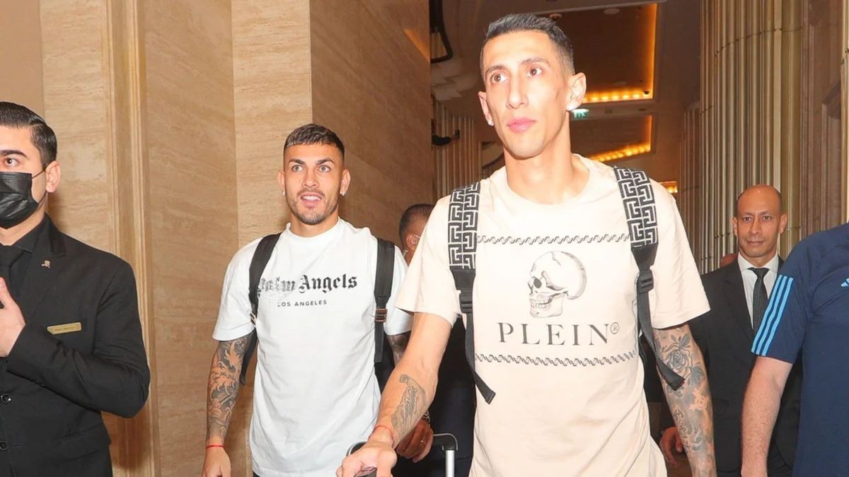 A 8 días del debut en el Mundial de Qatar, Lionel Messi llega a Abu Dhabi 1 DI_MARIA_Y_PAREDES.jpg